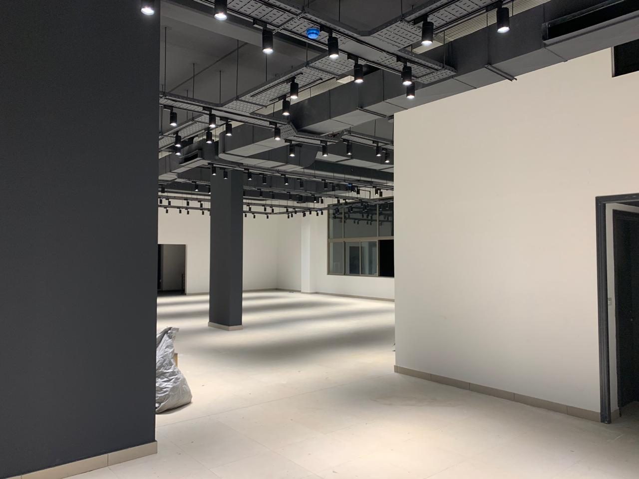 WF 94 Commercial Center — photo 4