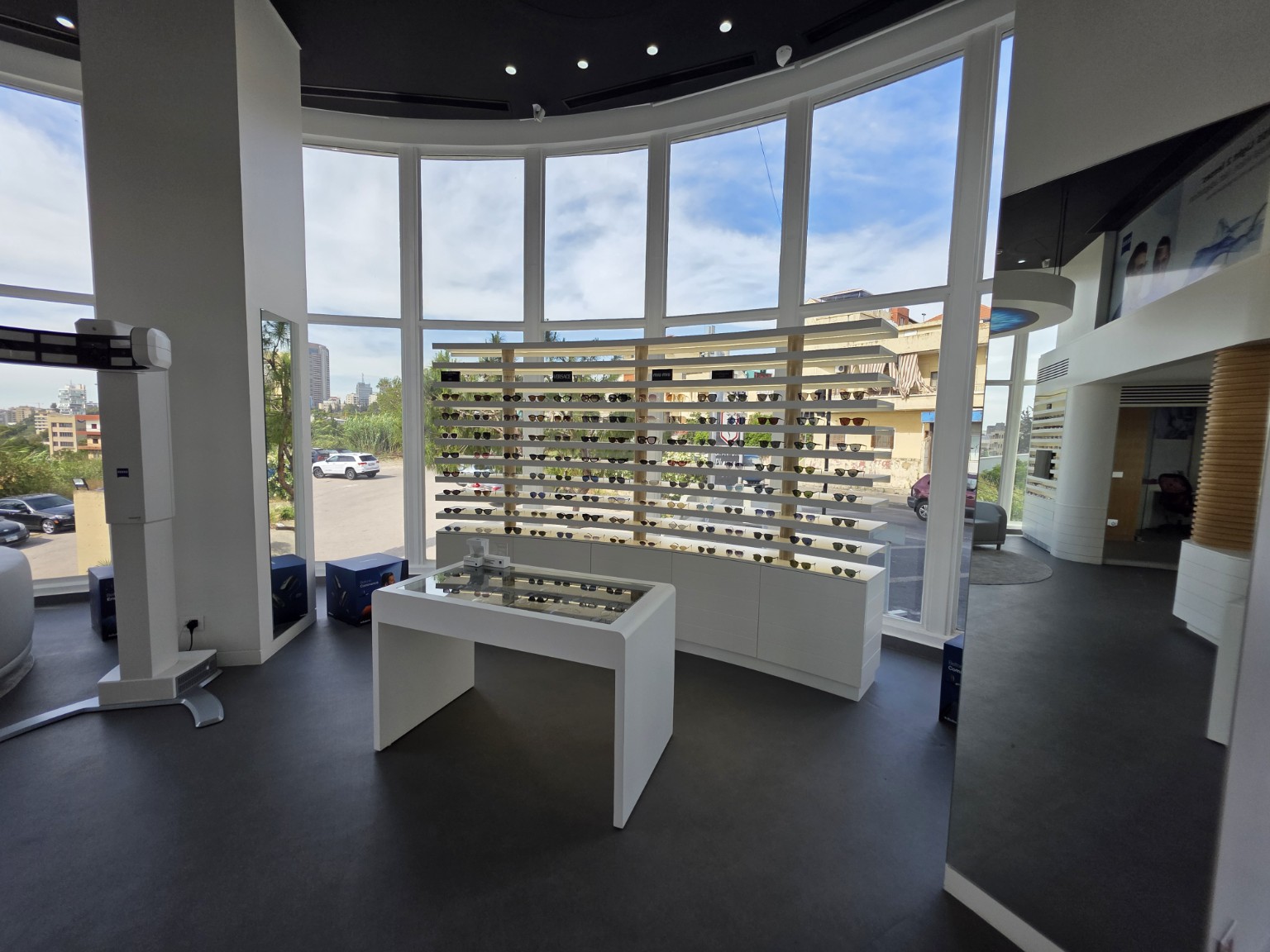 Zeiss Vision Center — photo 4
